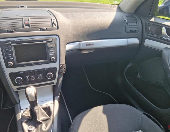 Škoda Octavia 23