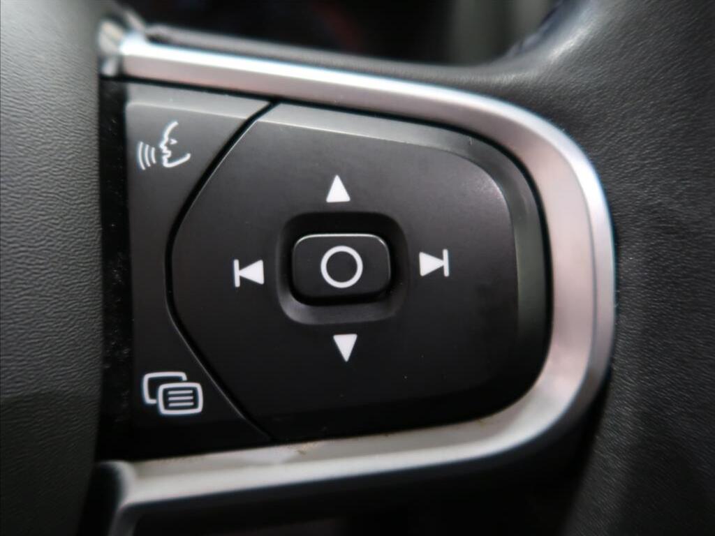 Volvo XC60 16