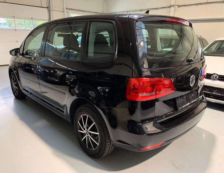 Volkswagen Touran 4