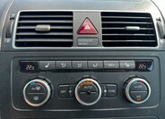 Volkswagen Touran 25