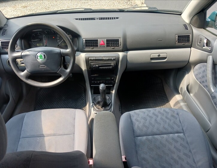 Škoda Octavia 10