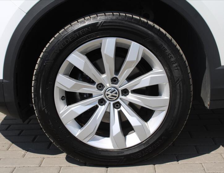 Volkswagen T-Roc 9