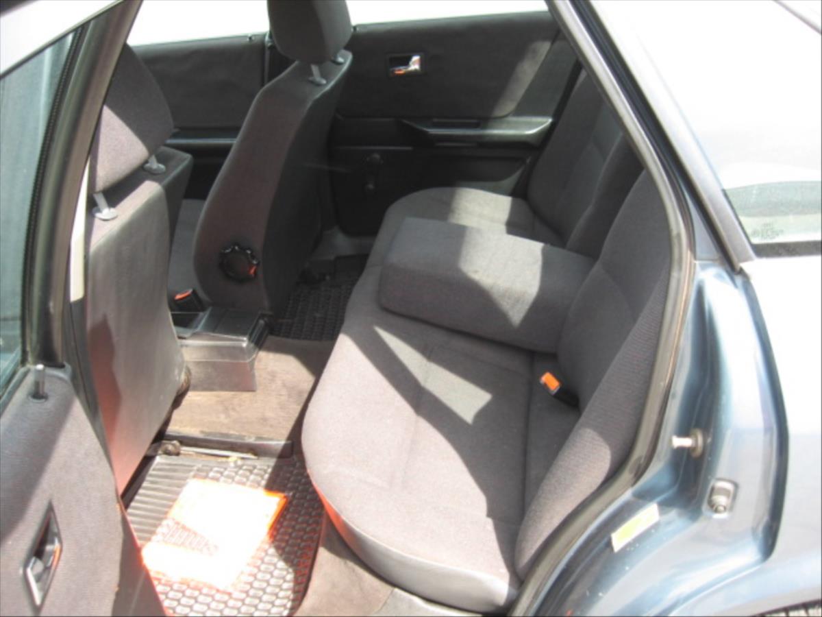 Audi 80