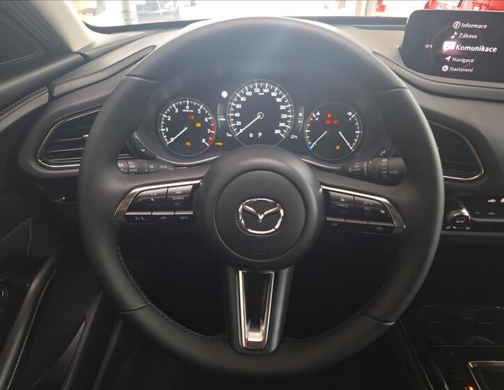 Mazda CX-30 8