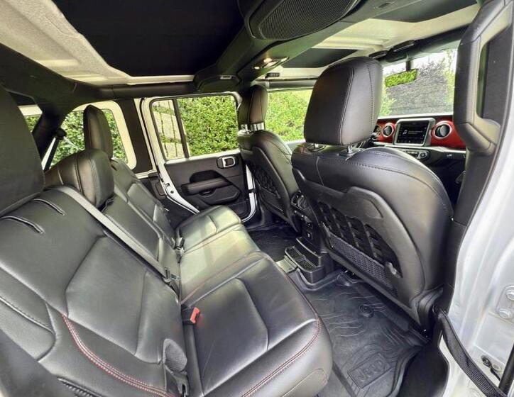 Jeep Wrangler 10