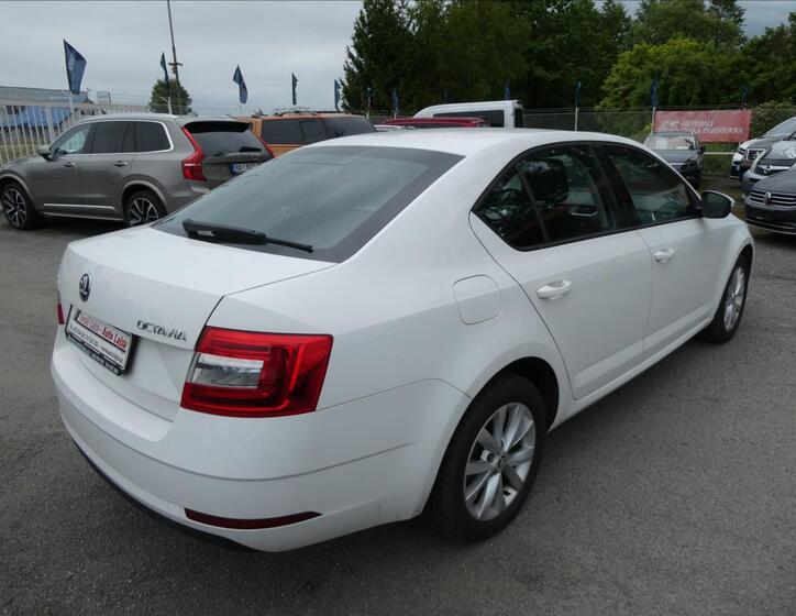 Škoda Octavia 9