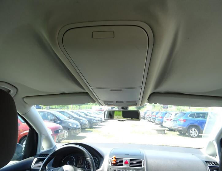 Volkswagen Touran 15