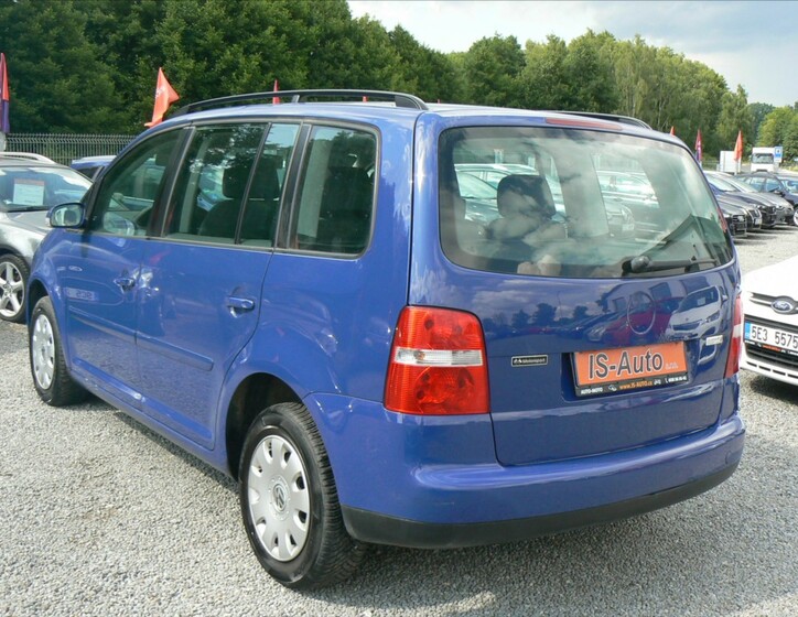 Volkswagen Touran 5