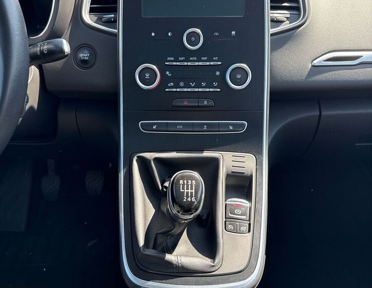 Renault Scénic 14