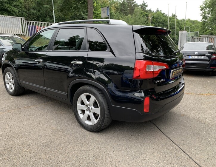 KIA Sorento 6