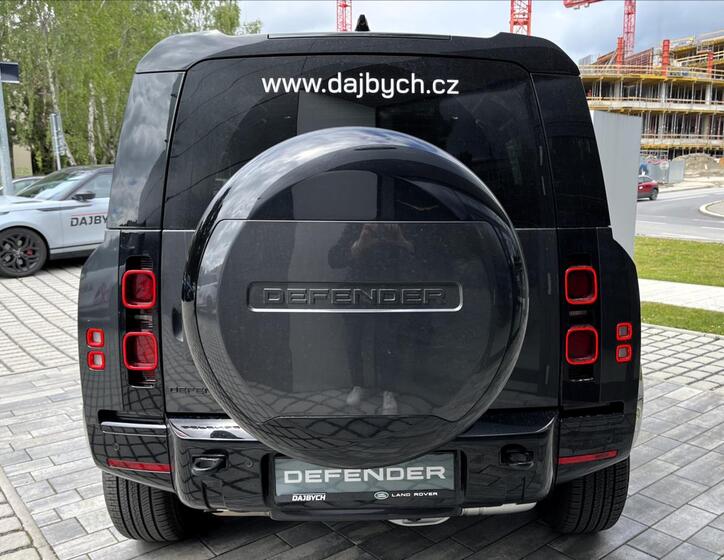 Land Rover Defender 7