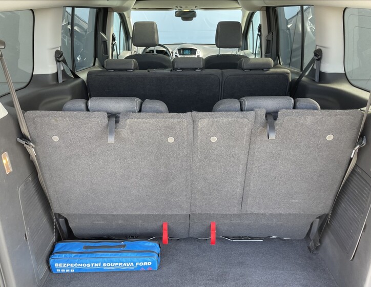 Ford Tourneo 23