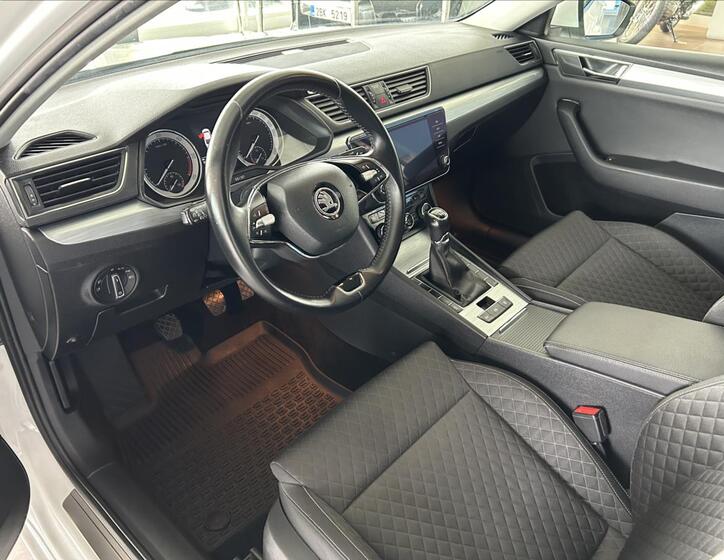 Škoda Superb 7