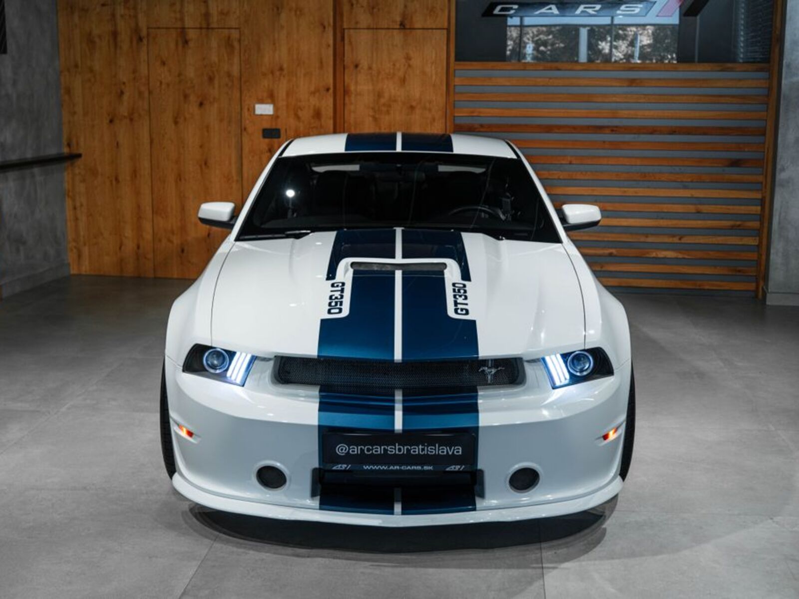 Ford Mustang 8