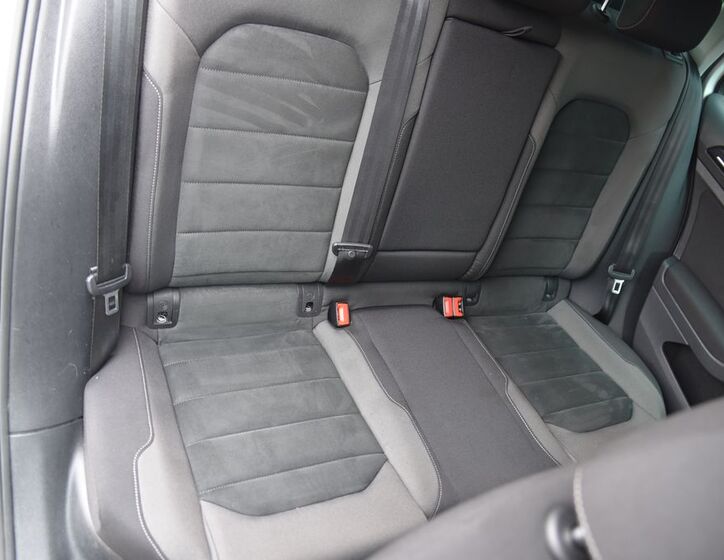 Volkswagen Golf 23