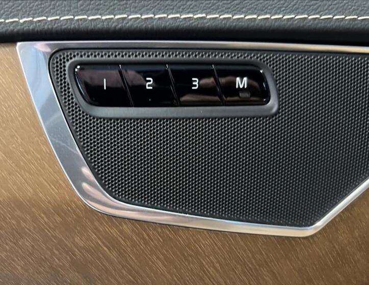 Volvo XC90 17