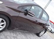 Peugeot 208 8