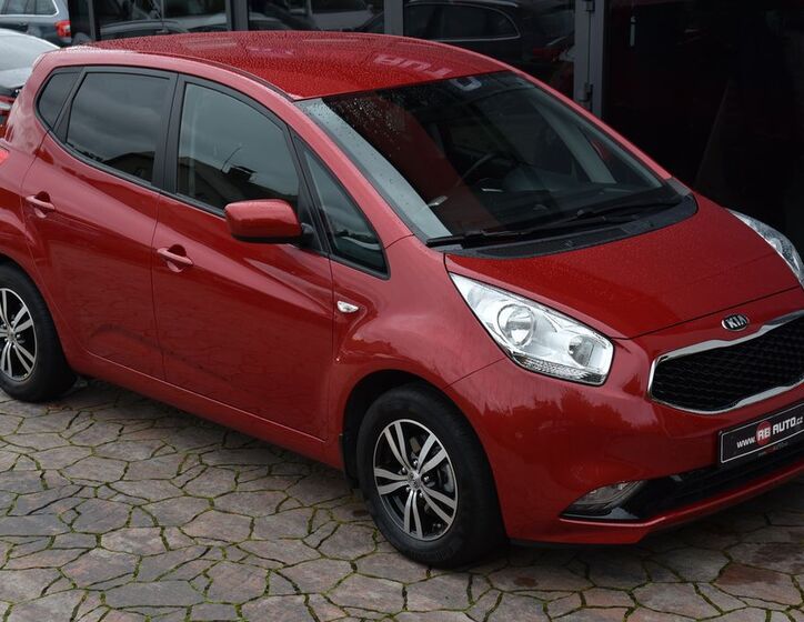 KIA Venga 1