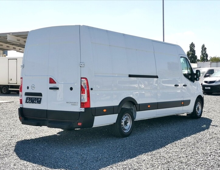 Opel Movano 2