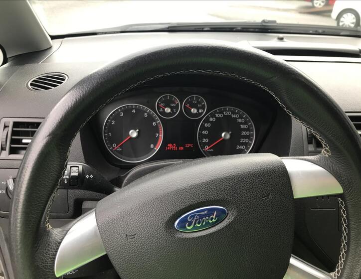 Ford C-MAX 11