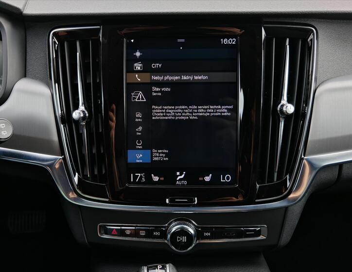 Volvo V90 28
