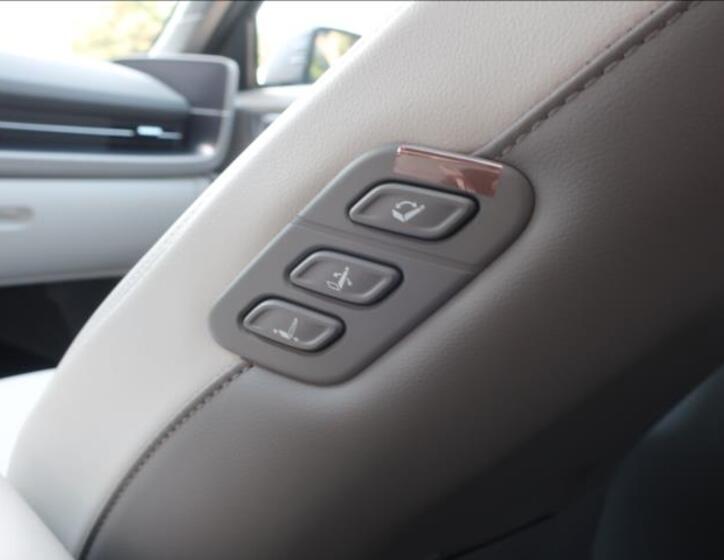 Hyundai Ioniq 6 18