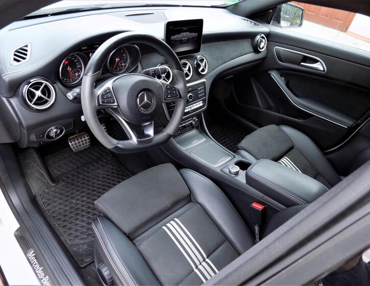 Mercedes-Benz CLA 6