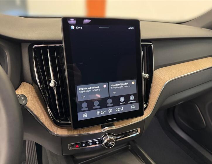 Volvo XC60 9