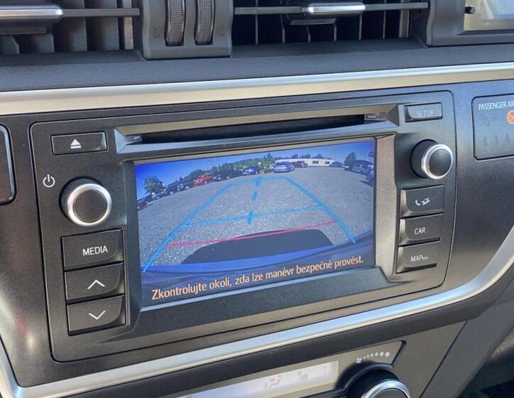 Toyota Auris 22