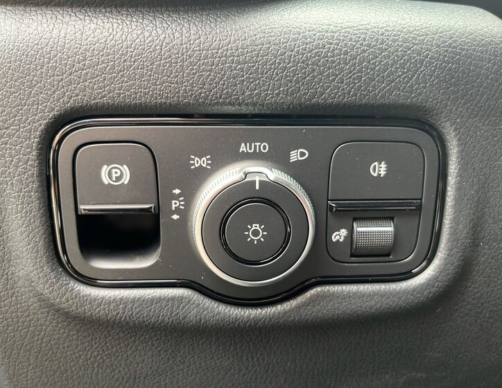 Mercedes-Benz Vito 29