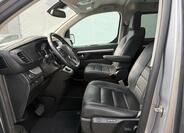 Toyota ProAce 9