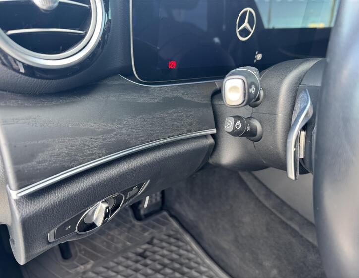 Mercedes-Benz Třídy E 7