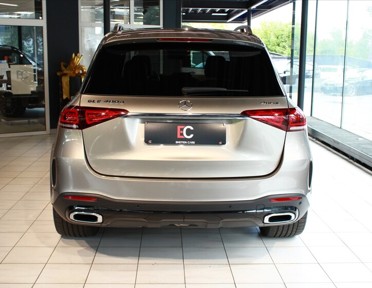Mercedes-Benz GLE 5