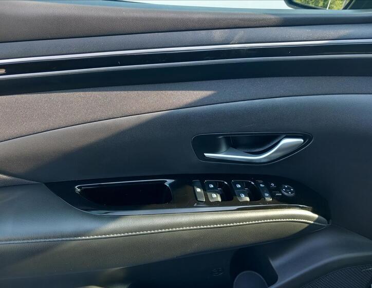 Hyundai Tucson 16