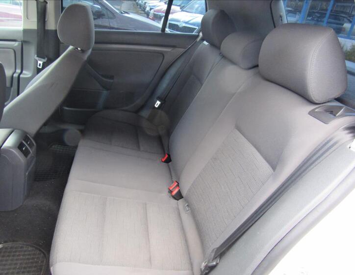 Volkswagen Golf 10