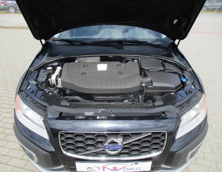 Volvo XC70 23