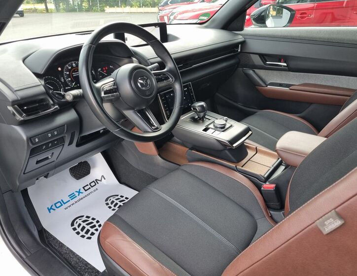 Mazda MX-30 13