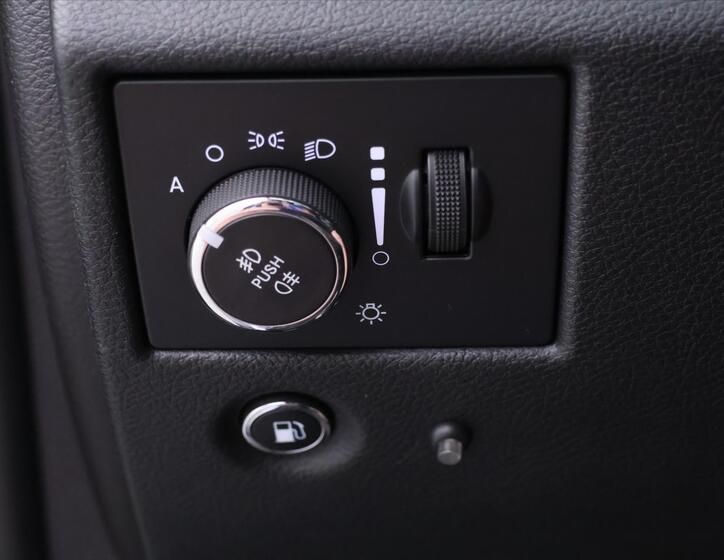 Jeep Grand Cherokee 21