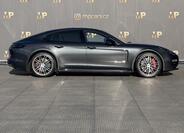 Porsche Panamera 4