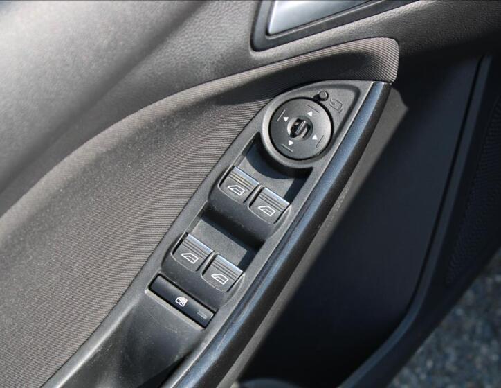 Ford Focus 14
