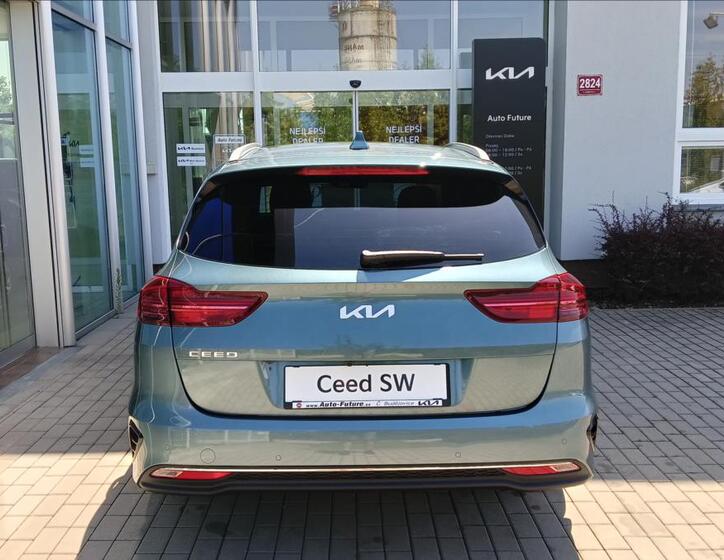 KIA Ceed 4