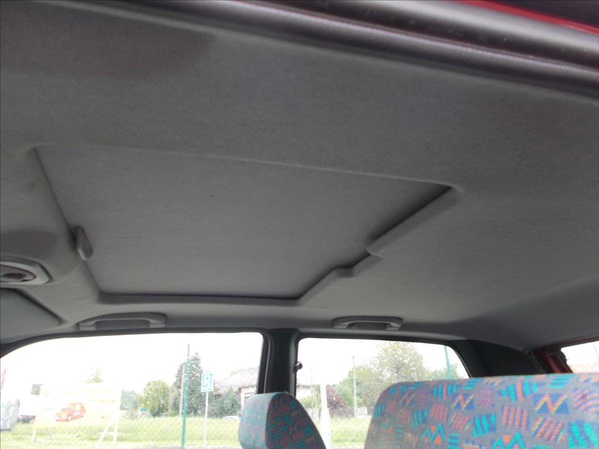 Peugeot 106