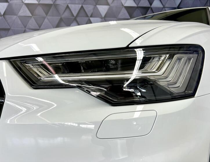 Audi A6 Allroad 8