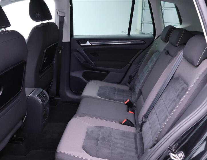 Volkswagen Golf Sportsvan 14