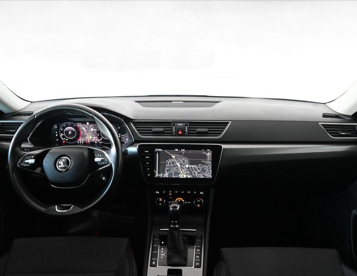 Škoda Superb 11