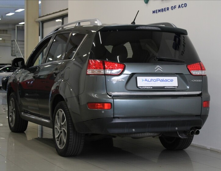 Citroën C-Crosser 3