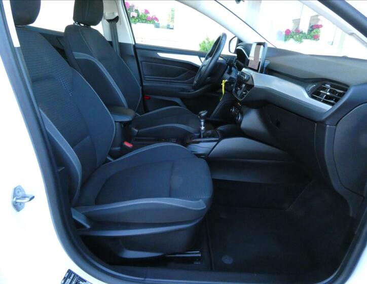 Ford Focus 21