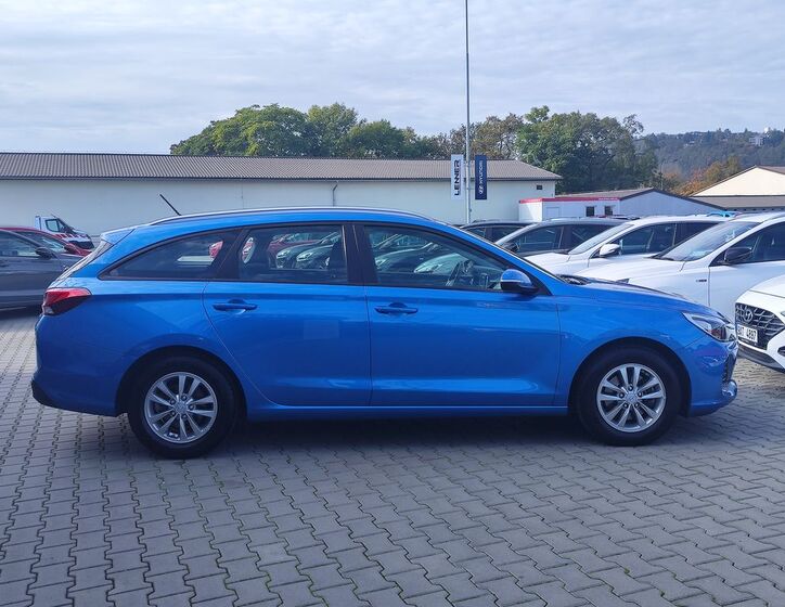 Hyundai i30 4