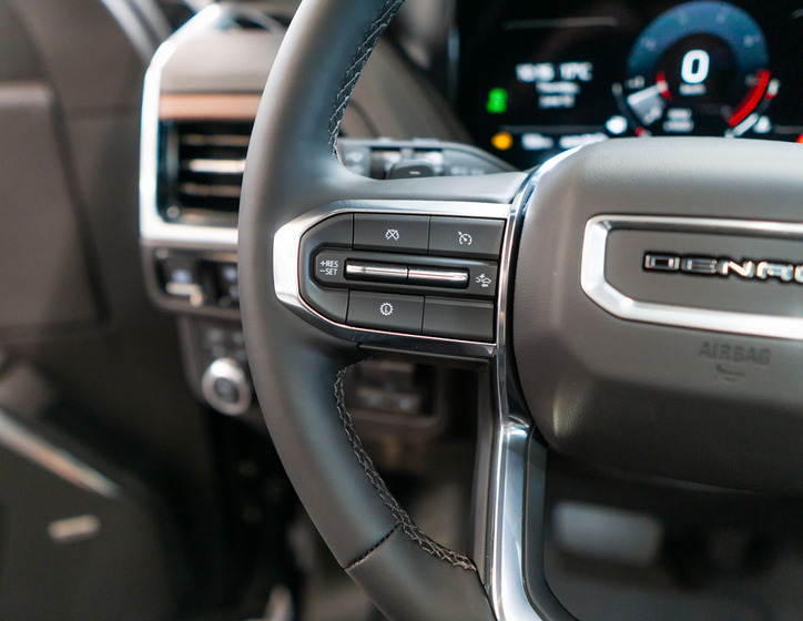 GMC Yukon 23