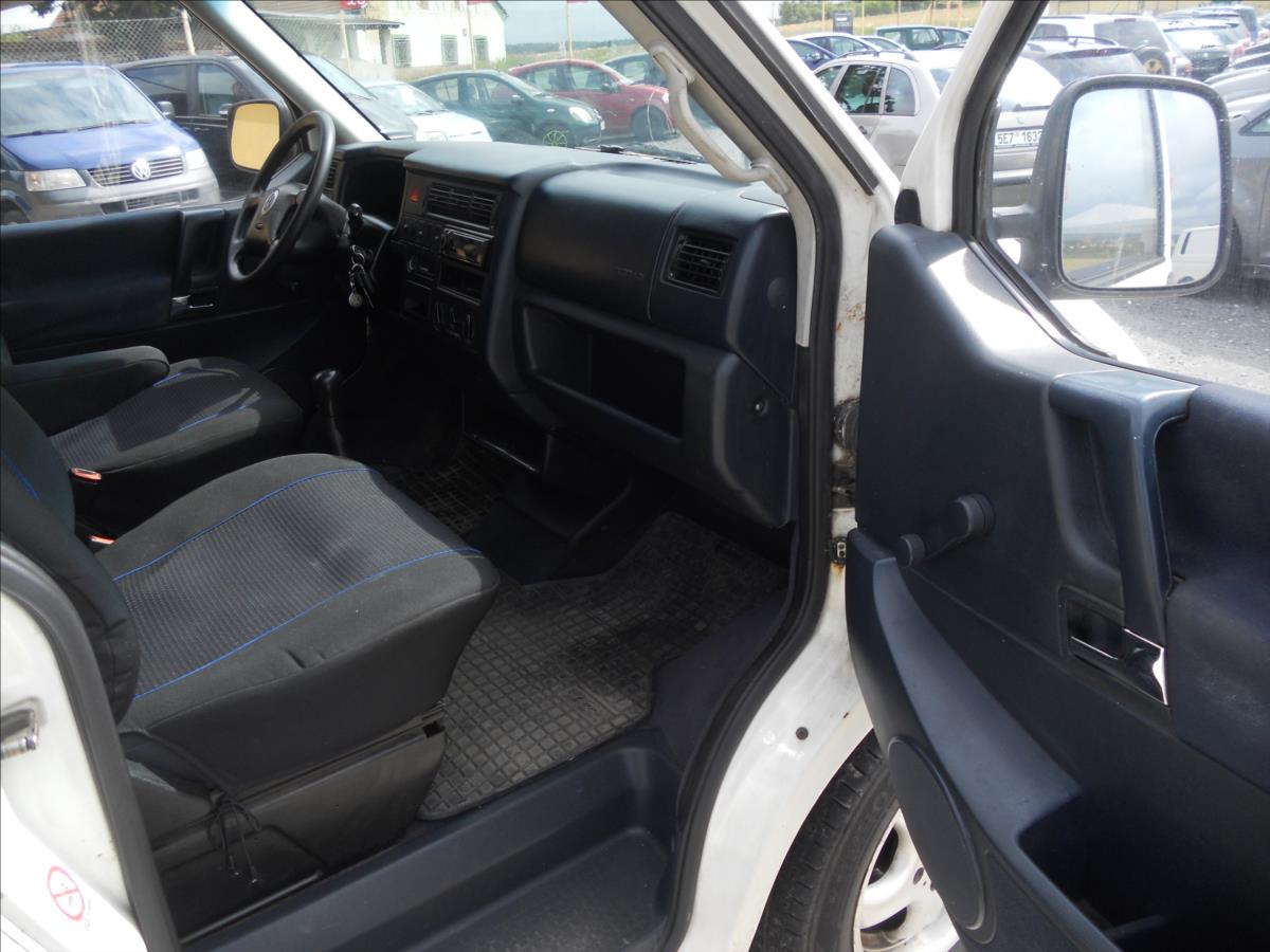 Volkswagen Caravelle